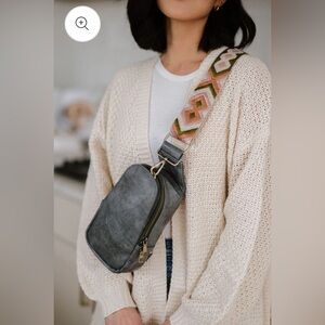 Chic Gray Crossbody Bag with Patterned Strap